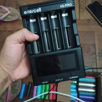 Carregador Enercell 4S-PRO